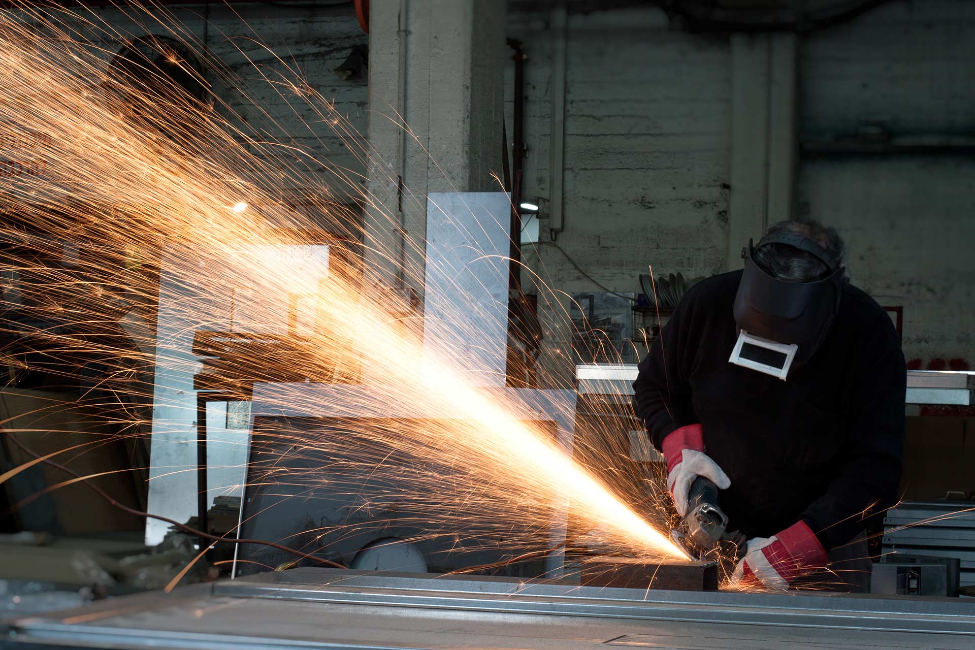 https://albashrawi-co.com/wp-content/uploads/2025/07/heavy-industry.jpg